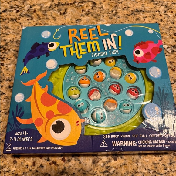 NEW Reel Them In!  Fishing Game Fun Kids Game up to 4 Players! - Picture 1 of 3